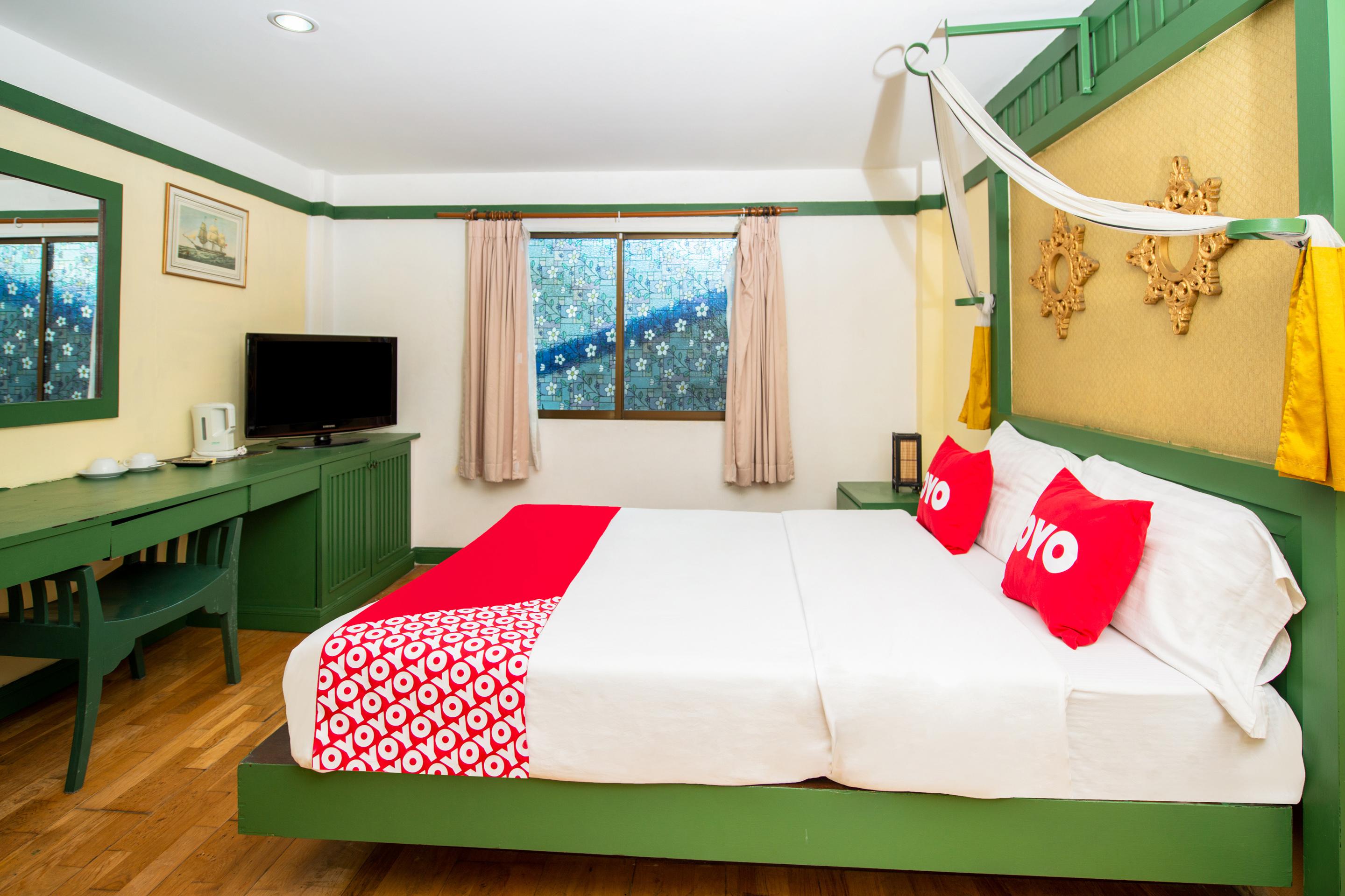 Oyo 255 The Ocean Hotel Patong Exterior foto